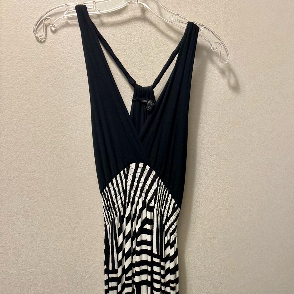 Felicity & Coco Black & White Maxi Dress
